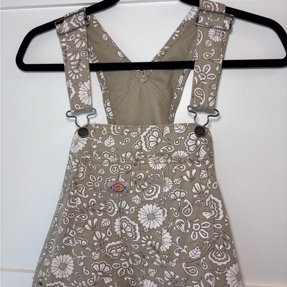 Dickies Ellis floral print bib overalls pants women’s small one piece UO - Picture 4 of 5